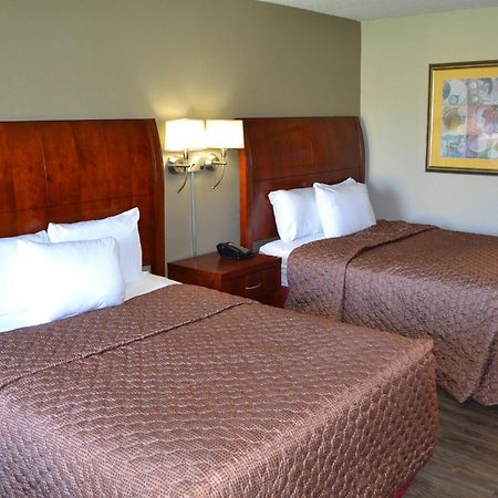 Dayspring Extended Stay Greensboro Exterior photo