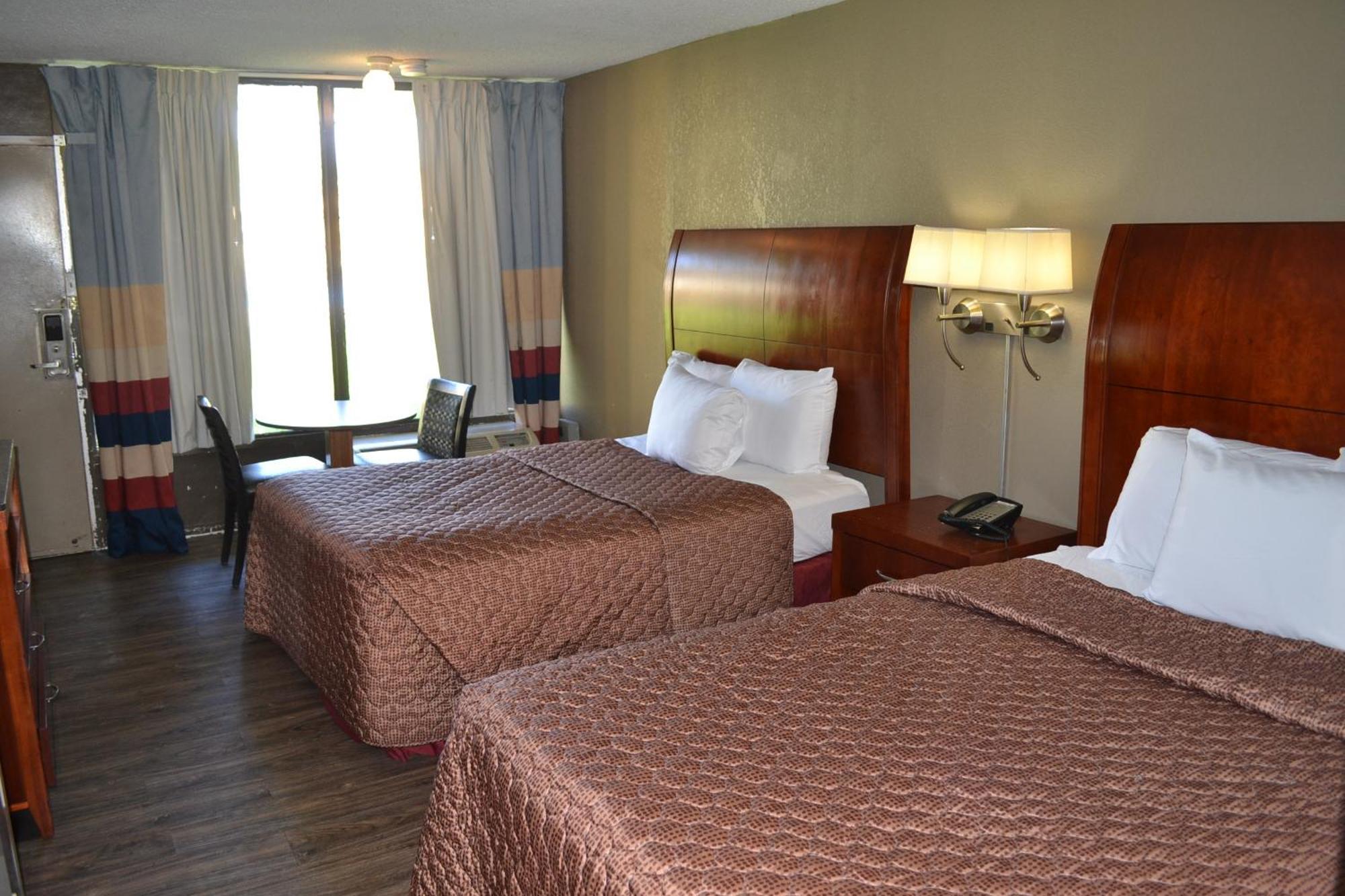 Dayspring Extended Stay Greensboro Exterior photo